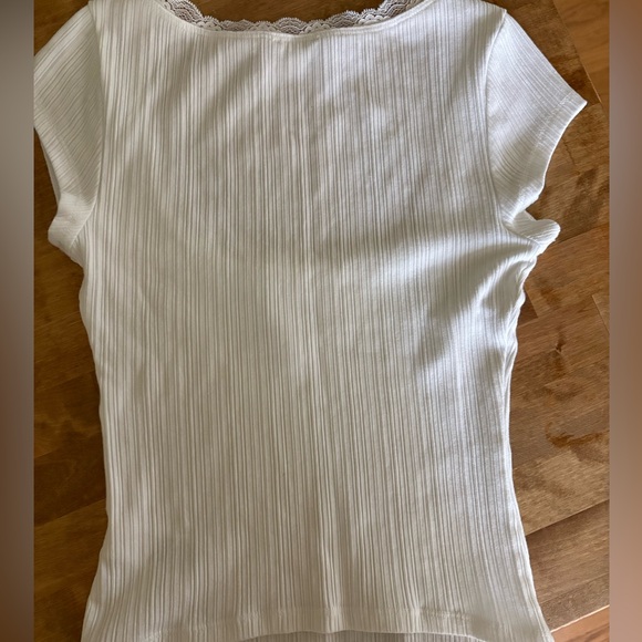 Garage White Ribbed Lace Trim Tee - Picture 3 of 3